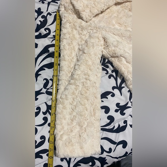 Used Womens soft Cream Alfani Polyester Coat- size 16 - Picture 10 of 11